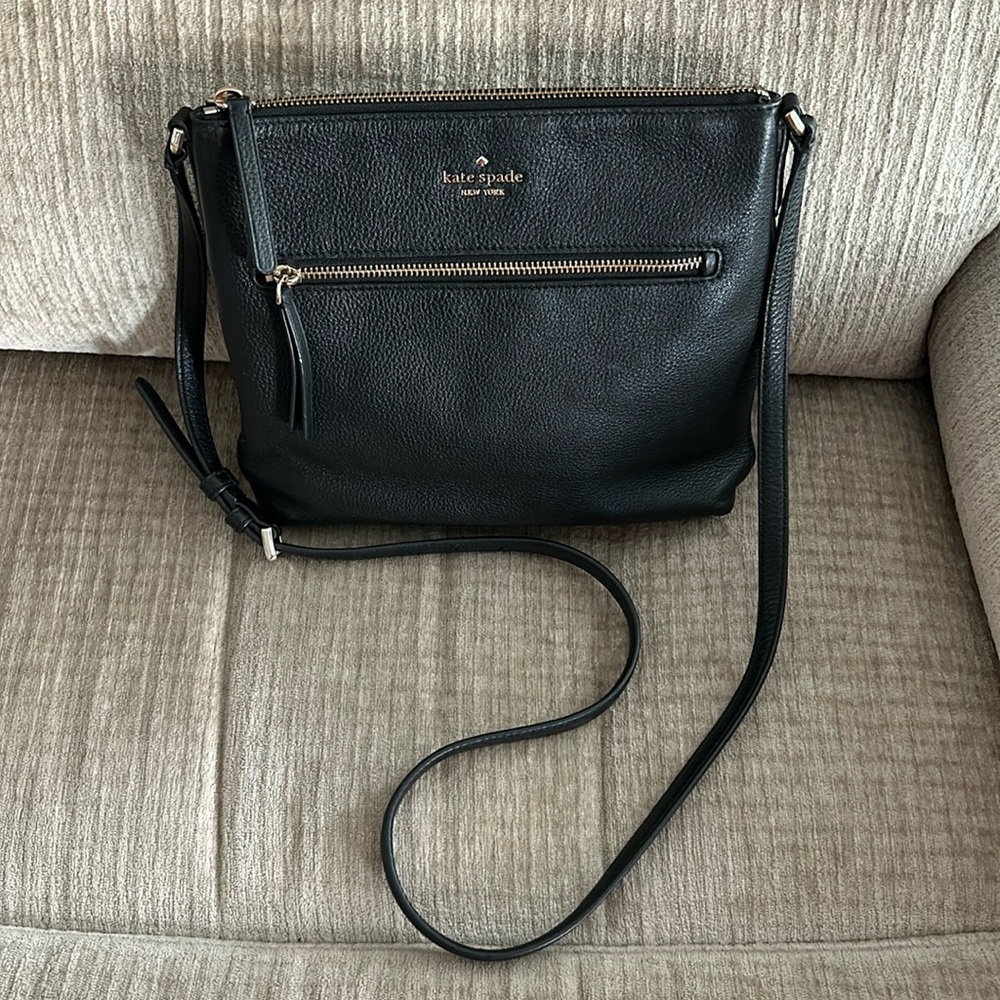 Kate Spade NWT New York women’s Michael Chester St., Crossbody bag black